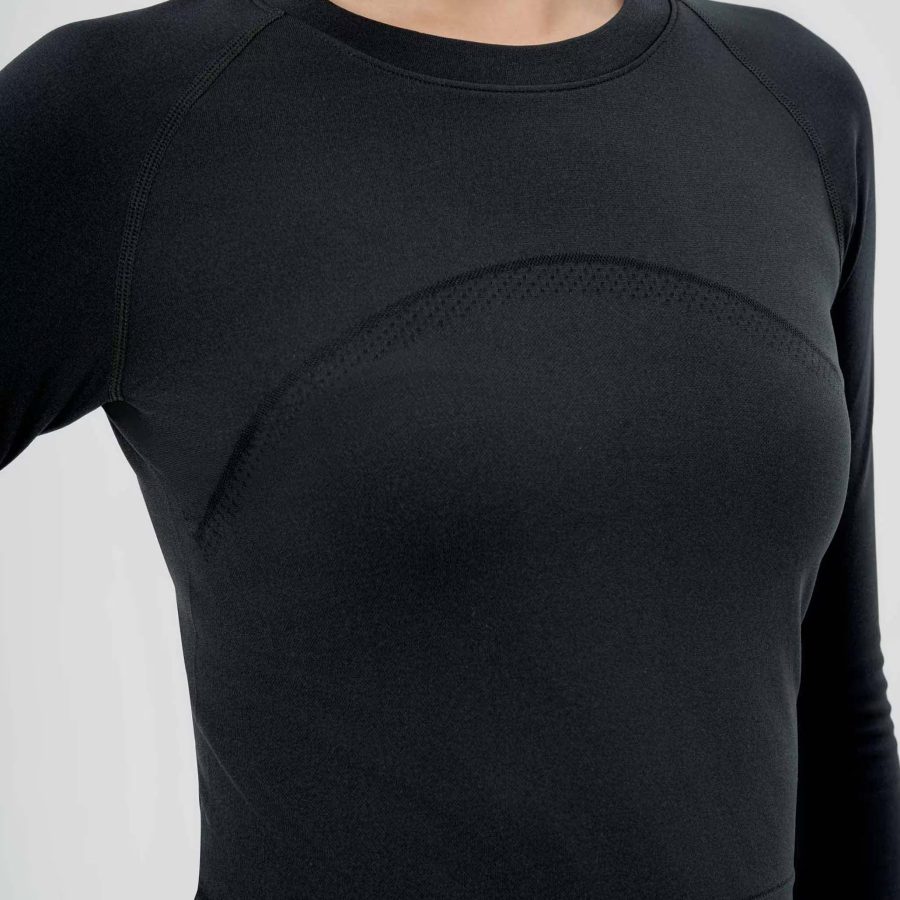 ao-tap-gym-nu-croptop-coolmate-4